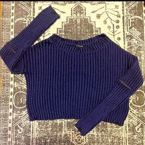 Express crop sweater
